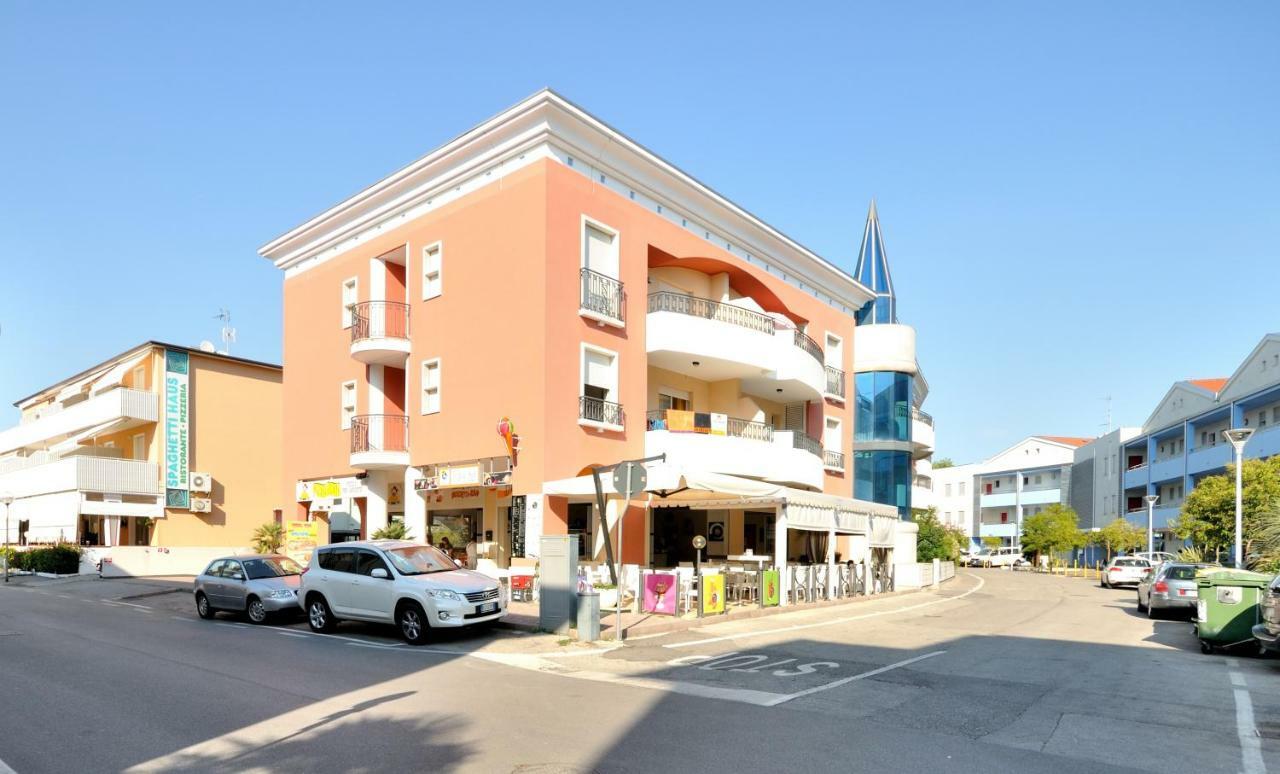 Residence Millennium Bibione Exterior foto